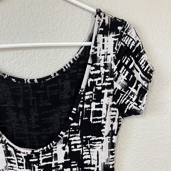 Cameo Rose Maxi Dress Size Small - Picture 6 of 13